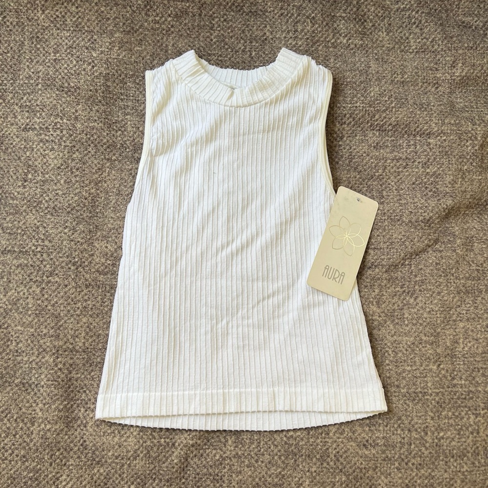 Aura NWT Ribbed White Sleeveless Blouse Shirt Small